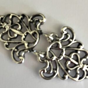filligree cloak clasp in silver
